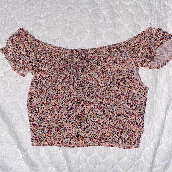 Off the shoulder crop top - Picture 1 of 3